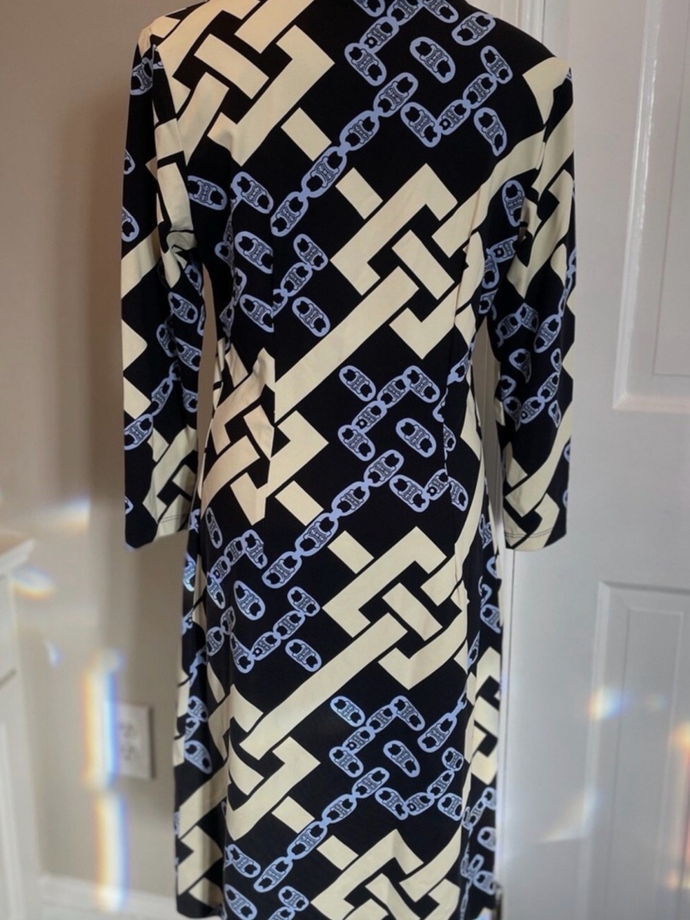 J McGlaughlin Navy & Cream Geometric Chain Print Tunic Dress - Picture 5 of 10